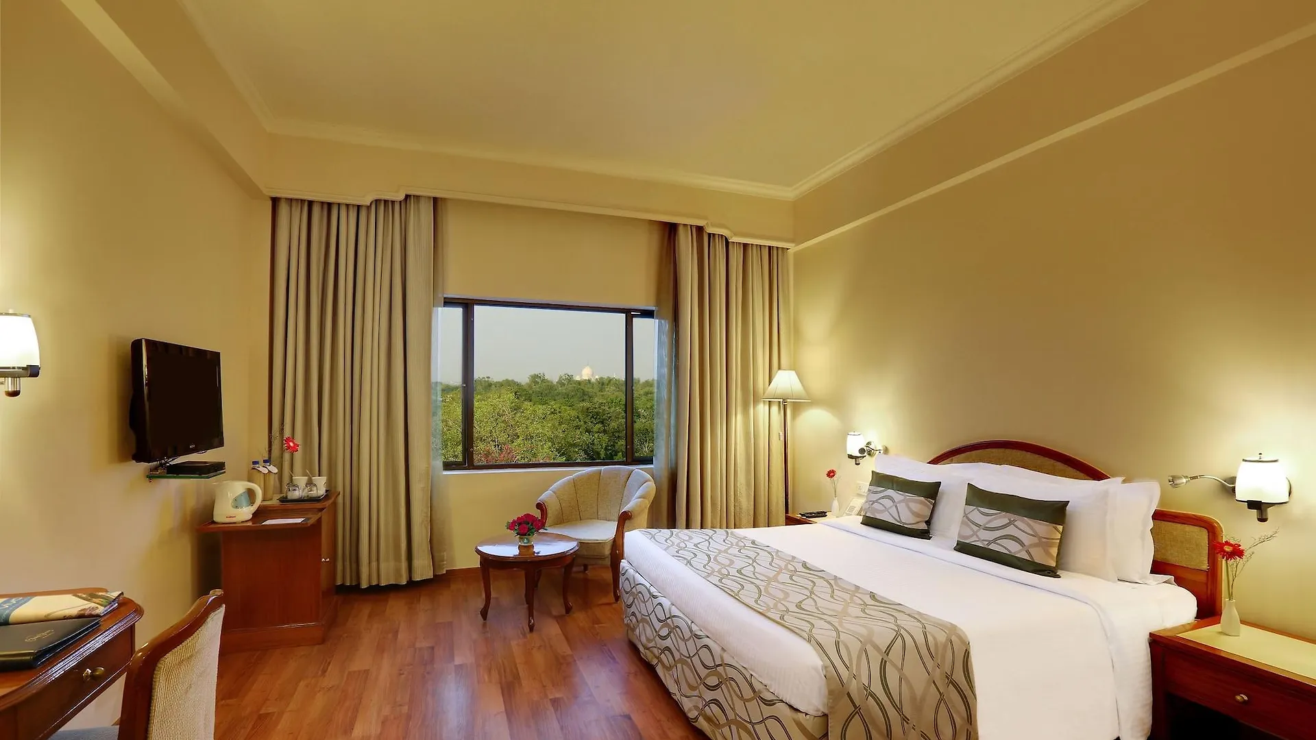 Hotel Clarks Shiraz Agra