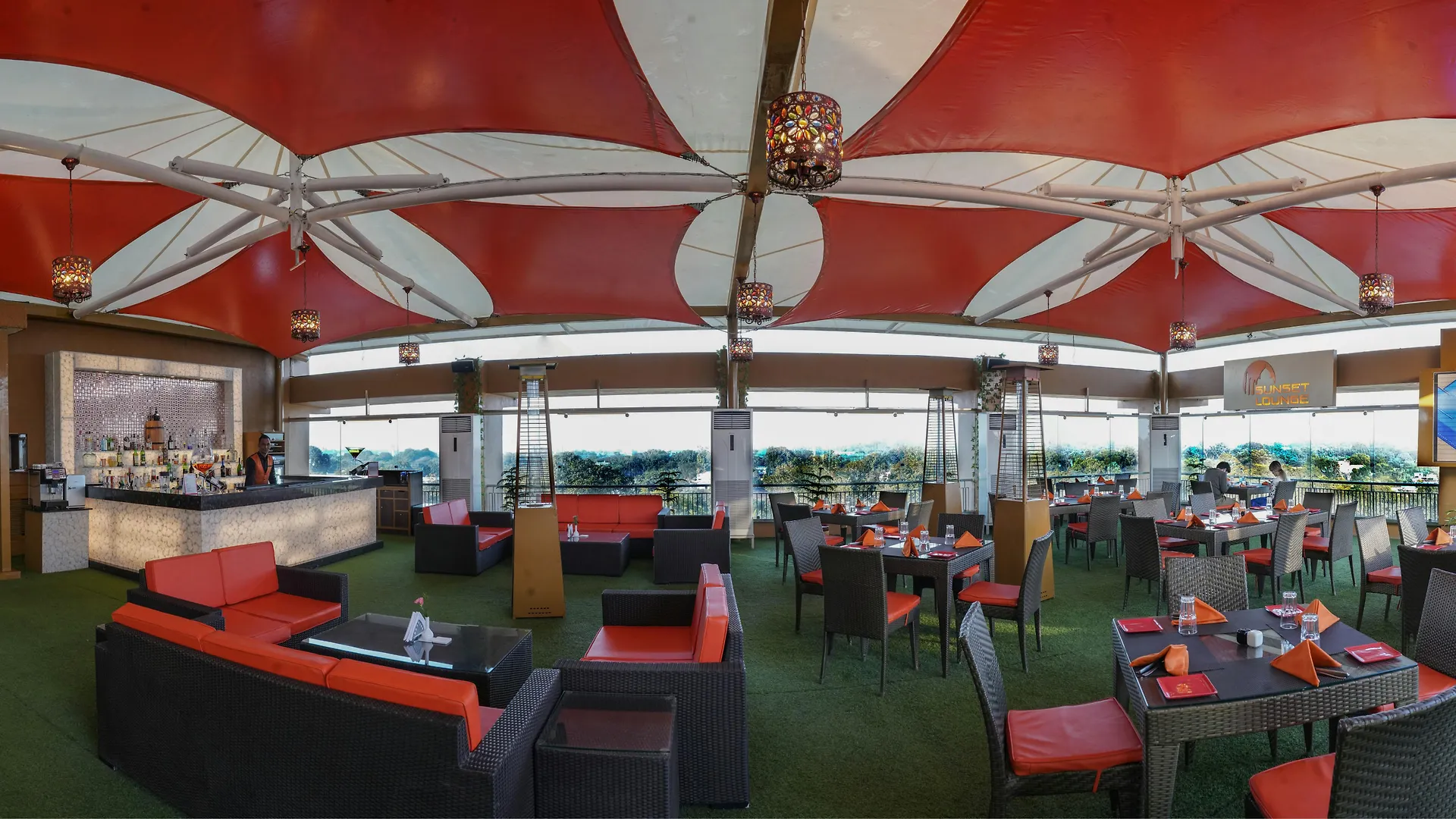 Hotel Clarks Shiraz Agra   Agra (Uttar Pradesh)