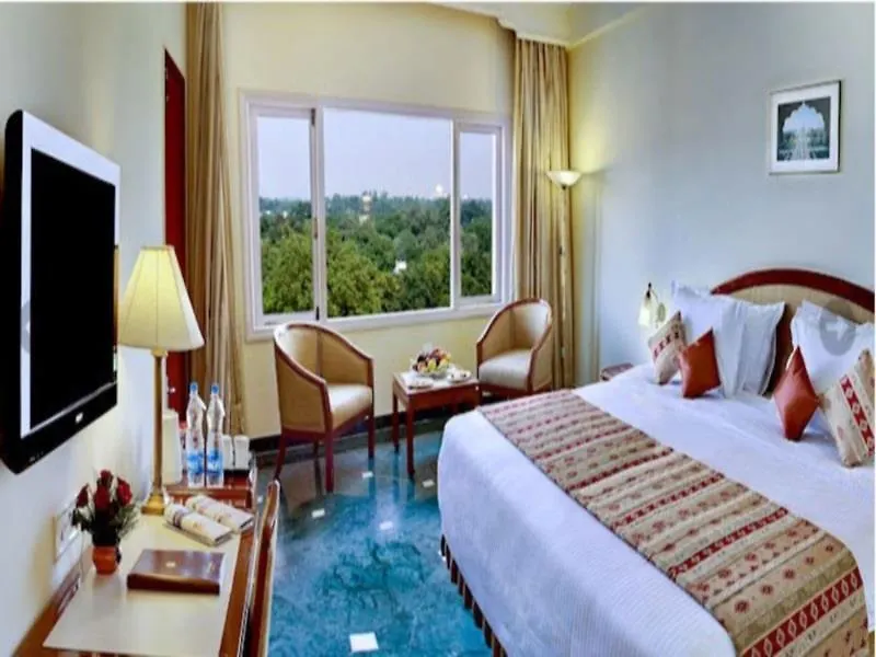 Hotel Clarks Shiraz Agra