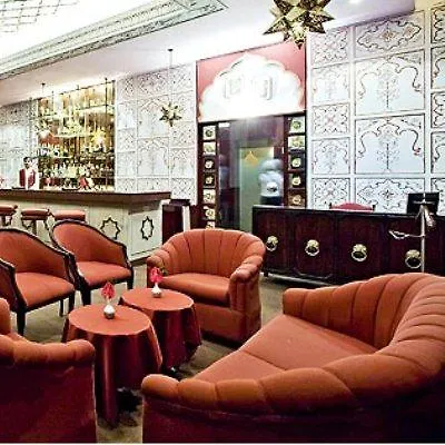 Hotel Clarks Shiraz Agra