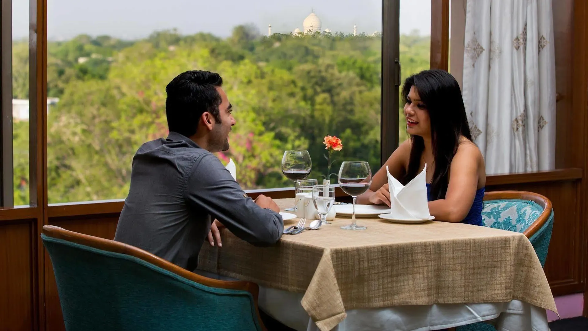 Hotel Clarks Shiraz Agra